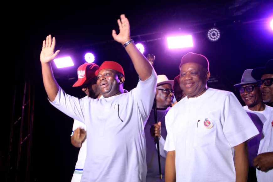 Anyaso Praises Otti, Kalu, at Ofuji New Year Thanksgiving in Igbere; Calls for Unity
