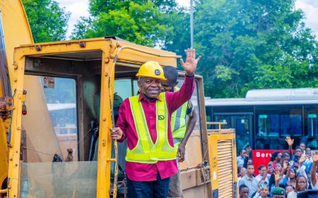 Governor Alex Otti Commissions Power Project, 3 Hostels, Flags Of Construction of Landmark Projects in ABSU