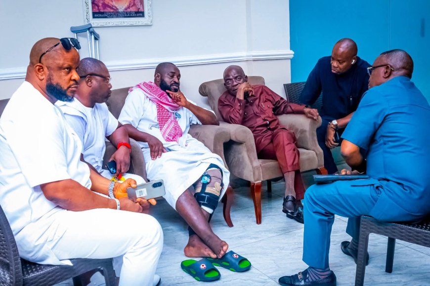 Gov. Otti Rewards Military Officer who served Meritoriously During Abia dark Years, Offers him Overseas Medical Treatment