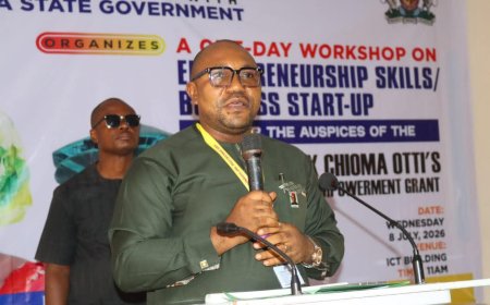 One Hundred OOPOLY Distinction Graduates Receive ₦1 Million Empowerment Grant Each